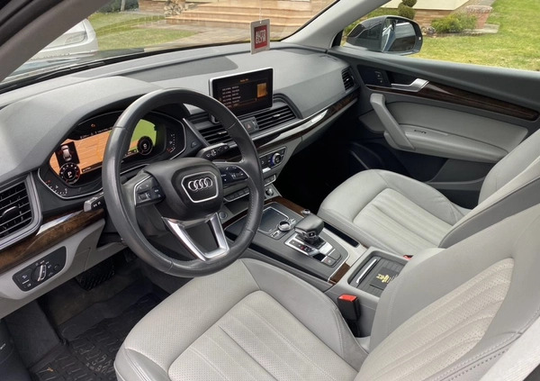 Audi Q5 cena 129900 przebieg: 59000, rok produkcji 2019 z Rzeszów małe 254